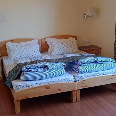 Lhardak Home stay Leh Bagian luar foto